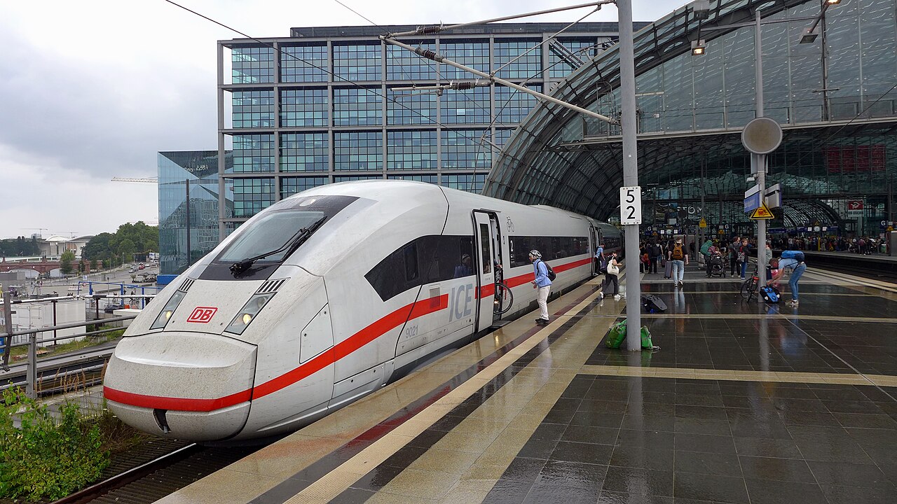 ICE 4 Hochgeschwindigkeitszug