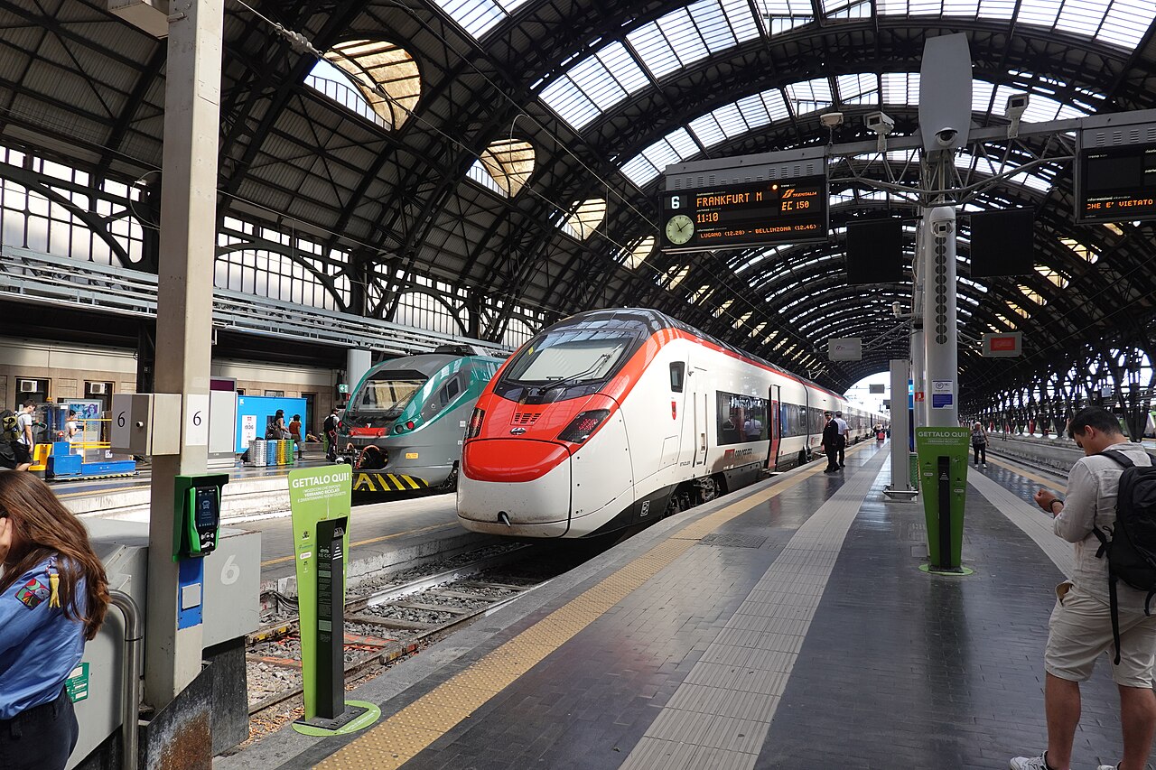 ECE 150 in Milano Centrale