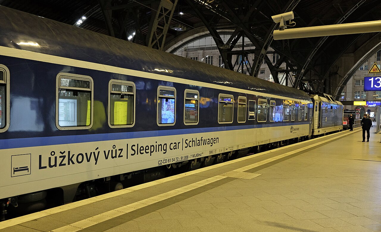 EuroNight-Schlafwagen im Leipziger Hauptbahnhof