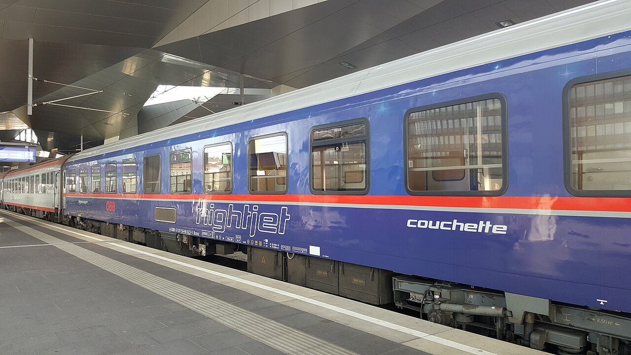 ÖBB Nightjet im Wiener Hauptbahnhof