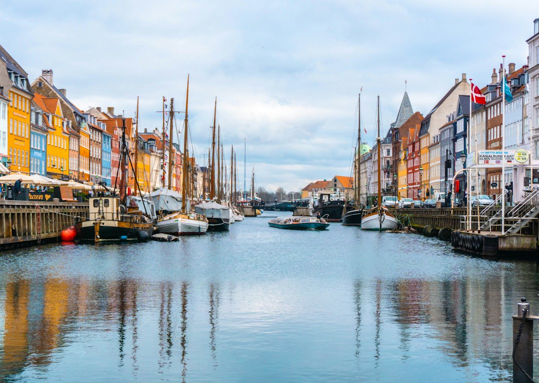 Kanal mit Booten in Christianshavn, Kopenhagen